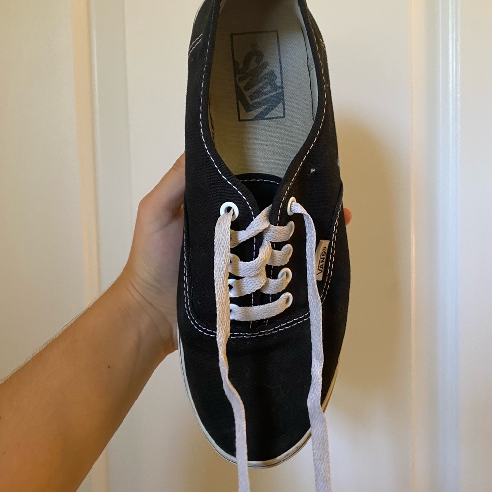Original Classic Vans Shoes | Size 6